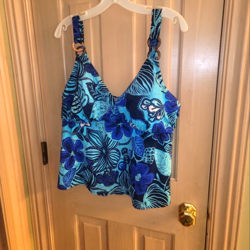 Womens Plus Sz Takini Bathing Suit Swimwear Top Avenue Sz 18